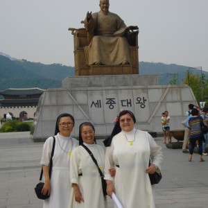 visita-priora-genera-septiembre-2014-corea-4